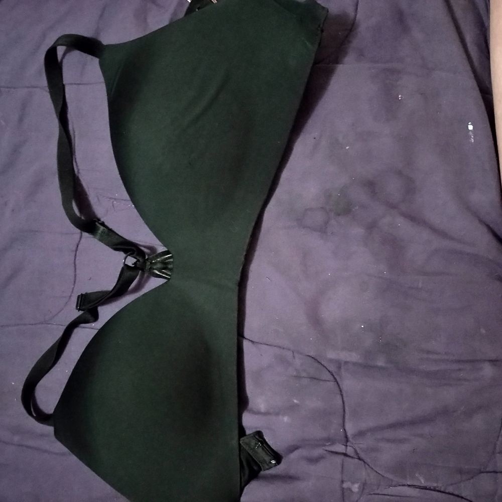 Elegant Black Bra with Adjustable Straps